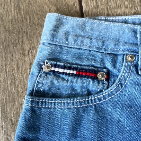 Vtg Tommy Hilfiger denim shorts - Picture 2 of 5